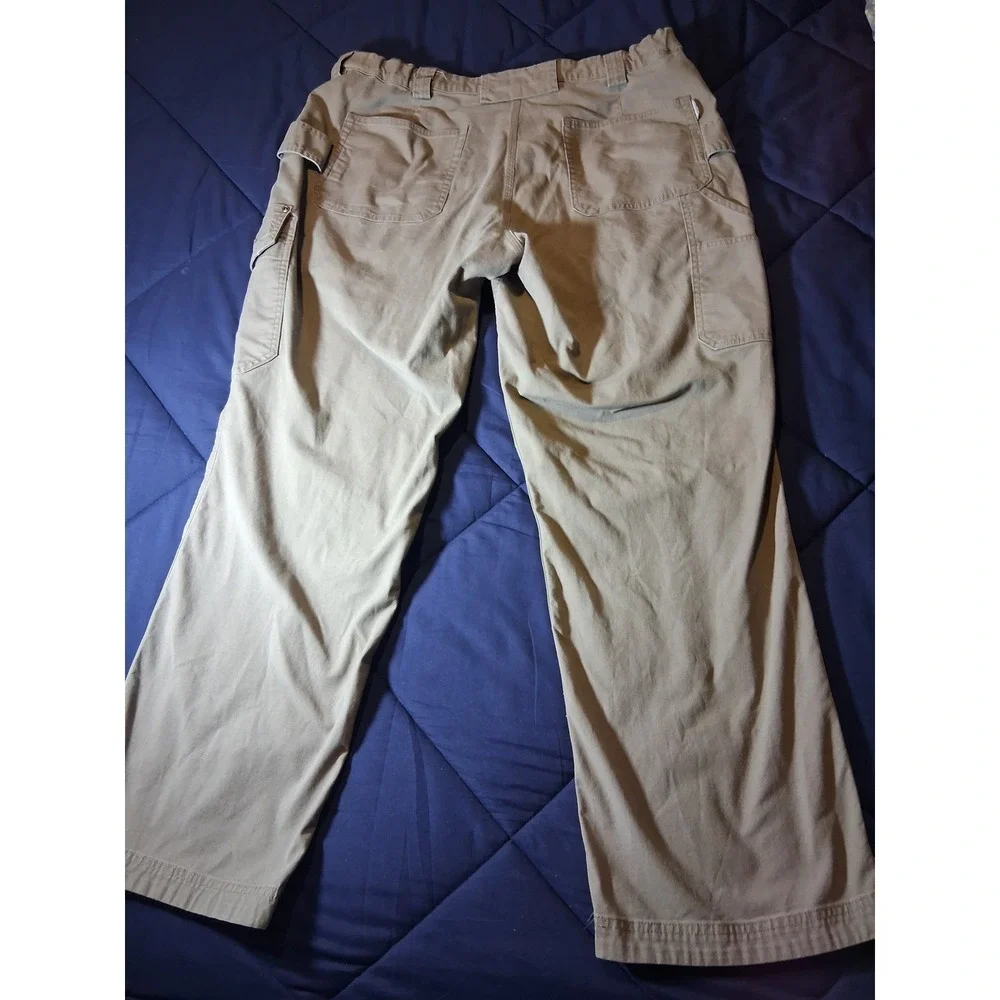 Duluth Trading Co Coolmax Flex Firehose Relaxed Fit Cargo Pants Tan 42x32 Mens